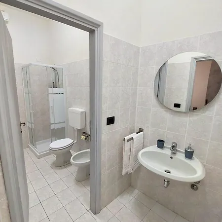 A Due Passi Dal Centro Intero Con Ac E Wifi Apartment