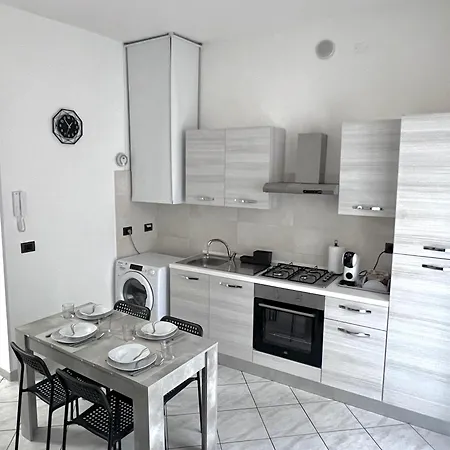 Apartamento A Due Passi Dal Centro Intero Con Ac E Wifi *